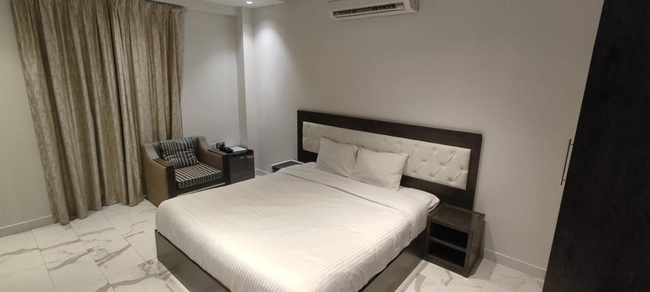 Hala Suites Masqat Buitenkant foto